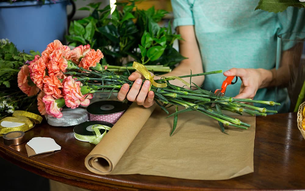 Download The definitive guide to making fresh cut flowers last longer